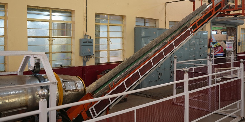 Visit tea museums in Kerala to learn about the process of tea making and other details.