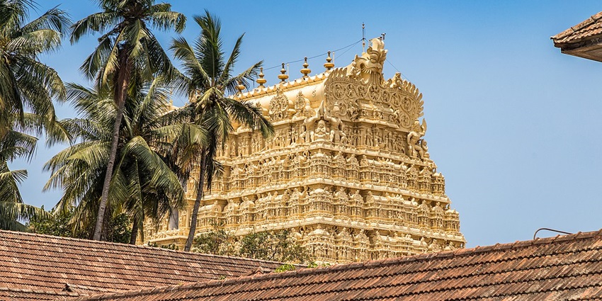 Thachingal Mahavishnu Temple, carved with wood, is a sight to behold in Trivandrum.