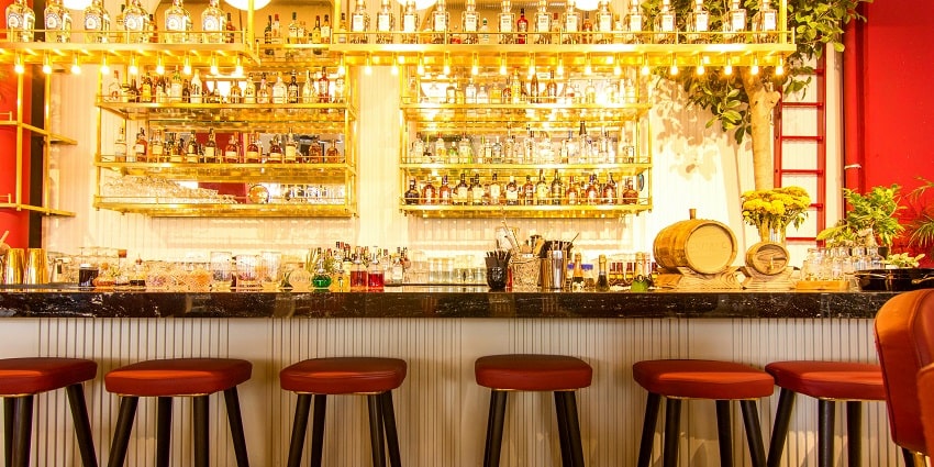 The Travancore Bar is one of the best places to enjoy the Alleppey Nightlife for tourists.