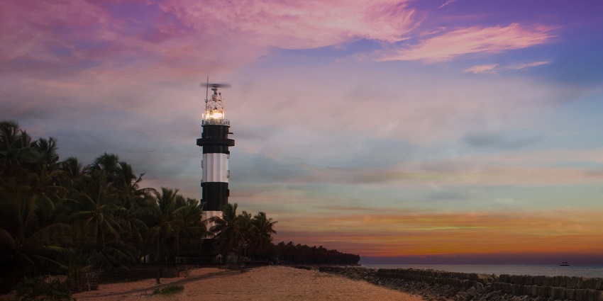 For people who wish to view the Arabian sea, this light house can be the perfect getaway.