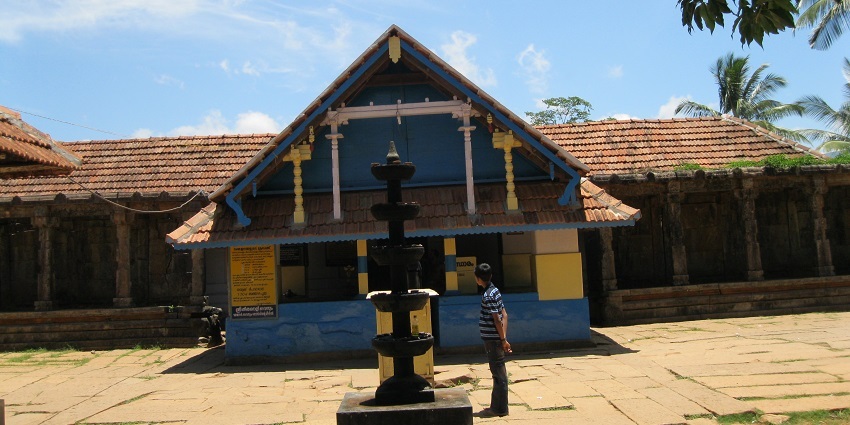The ancient and spectacular temple of Thirunelli is believed to be the abode of Lord Vishnu.