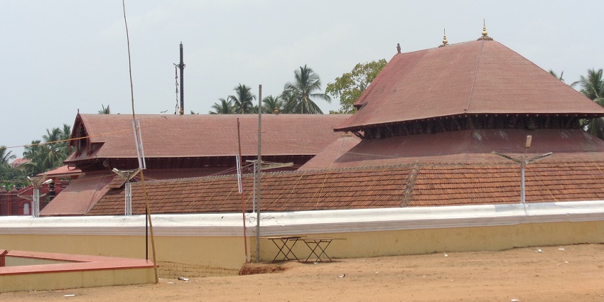 View around the Thiruvangad temple- one of the holiest places on your Kerala trip list