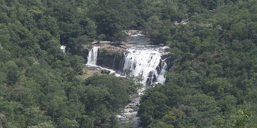 Rejoice in the gushing waters of Thoovanam Waterfalls which is surrounded by scenic views.