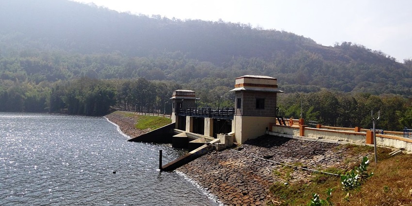 Thunakadavu Dam is a source of hydroelectric power and provides views of the peaks