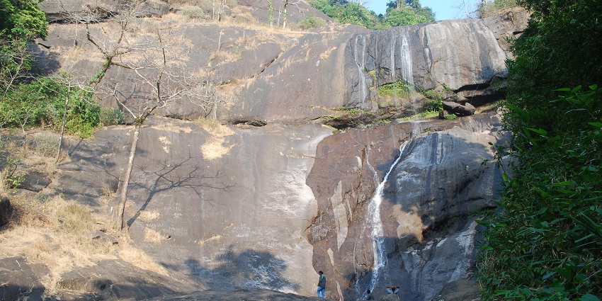 Thusharagiri Waterfalls, one of the best Wayanad Waterfalls, provides opportunities for trekking.