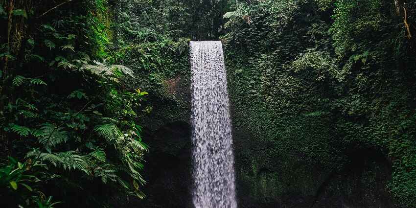 Tibumana Watеrfall is one of the famous waterfalls in Ubud for swimming and photography.