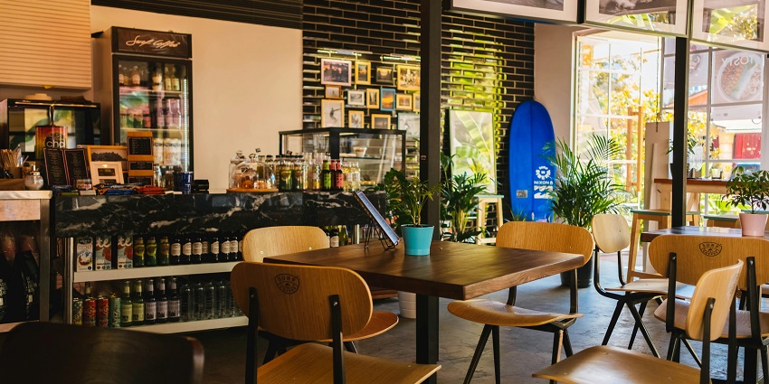 Enjoy at the Travancore bar amdist the hills