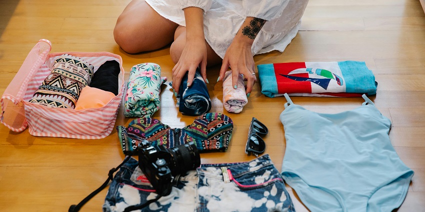Do not forget to pack your light clothes and other essentials for a trip to the sanctuary.