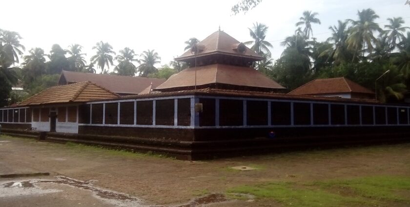 The view of the tranquil courtyard of Trichambaram Temple in Taliparamba, Kerala.