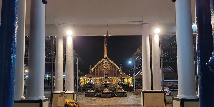 Snap taken in the Evening in the premises of Subramanya Temple - Temples in Kottayam