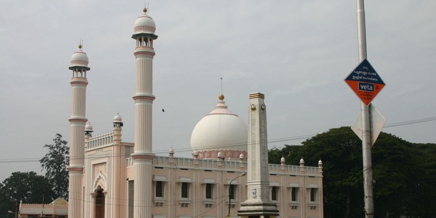Connemara Market is a shopping spot near the University of Kerala Senate House Campus
