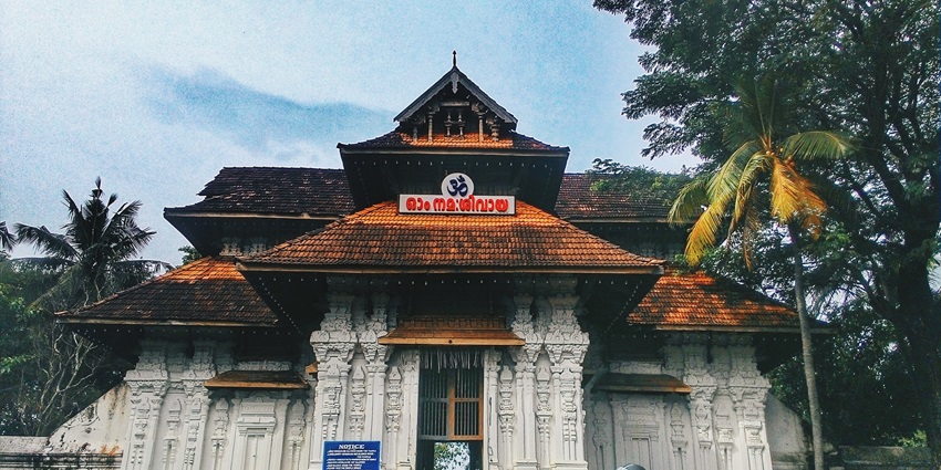 This temple is famous for the Pooram festival which is a major cultural highlight.