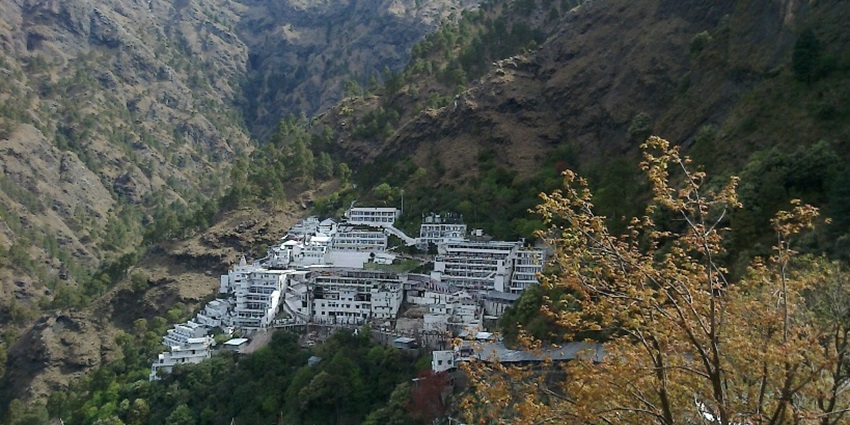 Vaishno Devi Bhawan is situated amongst the hills and is a holy place for Hindus