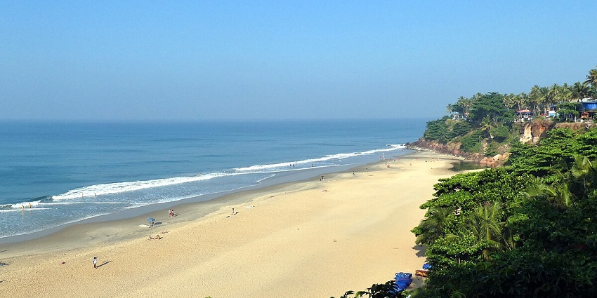 Experience the peaceful vibes of Varkala, as one of the best things to do in Kerala.
