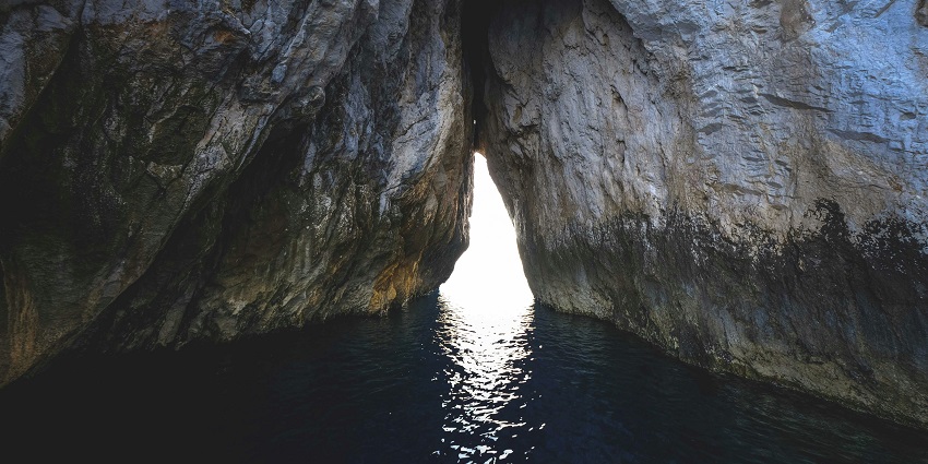 Visit Varkala Tunnel to explore the remarkable feat of engineering while visiting Varkala.