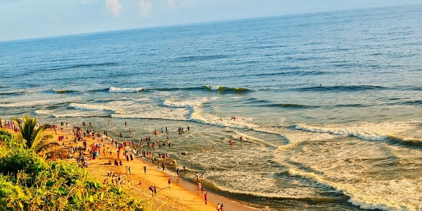 Sunset at the Varkala beach- one of the best places to visit in Kerala in February