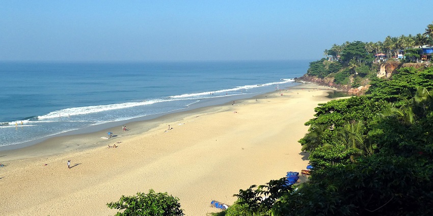 Varkala beach- a perfect coastal escape on your places to visit in Trivandrum for couples list