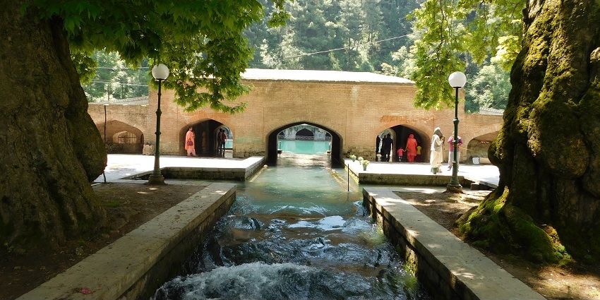 An eight-sided stone pond and an arcade around it the Verinag spring near Jhelum.