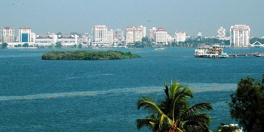 Decked with many attractions, Kochi is one of the best places to visit in Kerala in May.