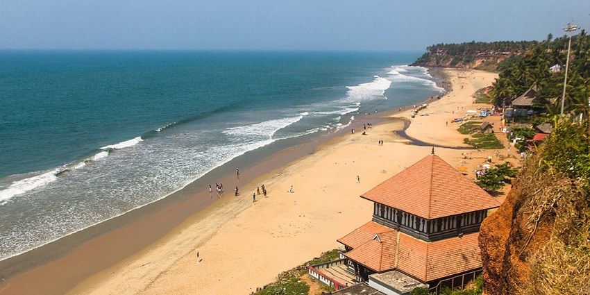 With splendid beaches, Varkala is one of the best places to visit near Kollam, Kerala.
