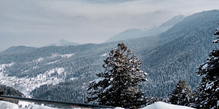 Tangmarg, one of the tourist attractions near Gulmarg, is a hilly area, surrounded by meadows