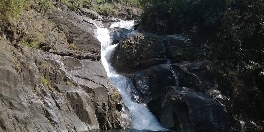 Even the pathways leading to this waterfall renders amazing scenic views.