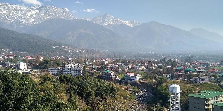 The hilly landscapes and quaint villages of Dharamshala are a majestic sight to behold