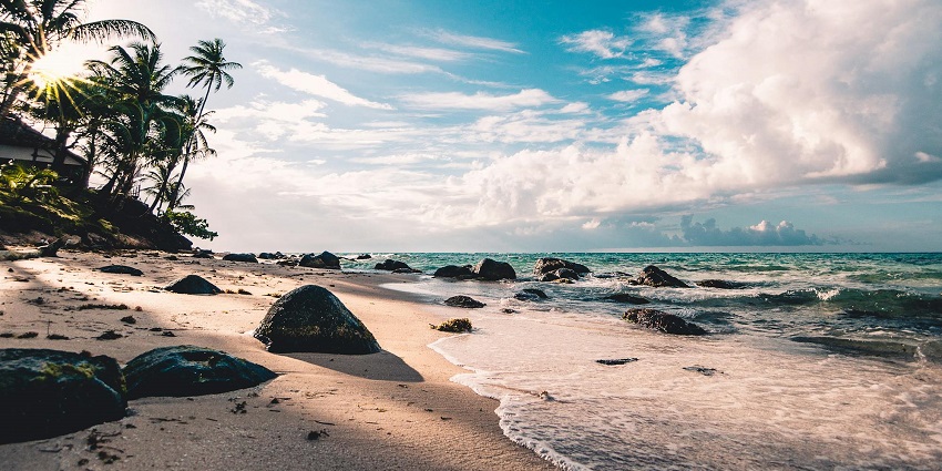 Vijaynagar Beach in Andaman is one of the best places to indulge in water sports.