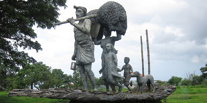 Explore the majestic Vilangan Hills, one of the places to visit around Cheppara Caves.