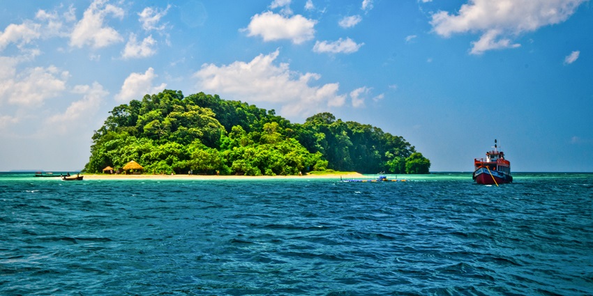 Viper Island, a gem near North Bay Island is another picturesque island of Andaman.