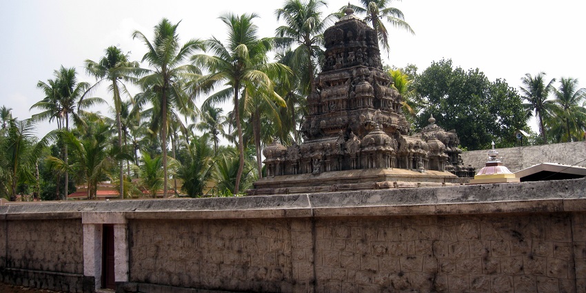 Vishnu Temple, dedicated to Lord Vishnu, is among the famous Varkala temples.