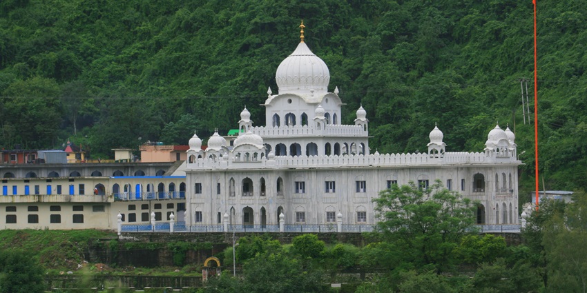Visit Gurudwara Dashmesh Asthan Nahan