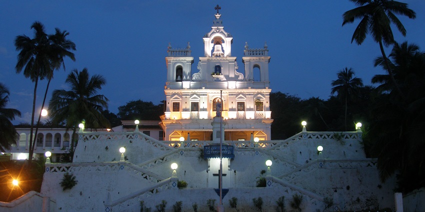 Snapshot of the beautiful church in the vicinity of beautiful Kerala--things to do in thalassery