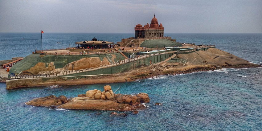 The Vivekananda Rock Memorial in Kanyakumari, one of the places to visit in April in India