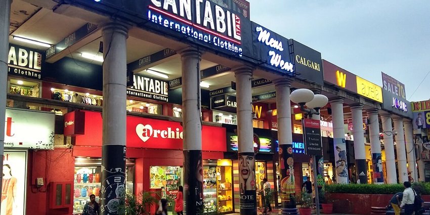 This complex, one of the shopping malls, provides one of the best shopping options in Wayanad.