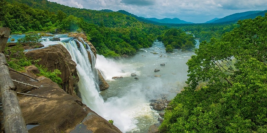 Valara waterfalls is perfect for photographers to snap alluring and exotic shots