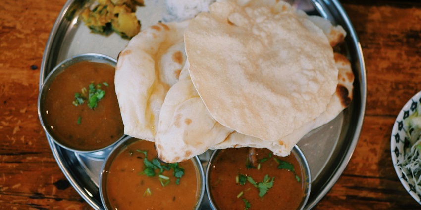 Relish the famous cuisines of Kerala on your divine trip to this spiritual temple.