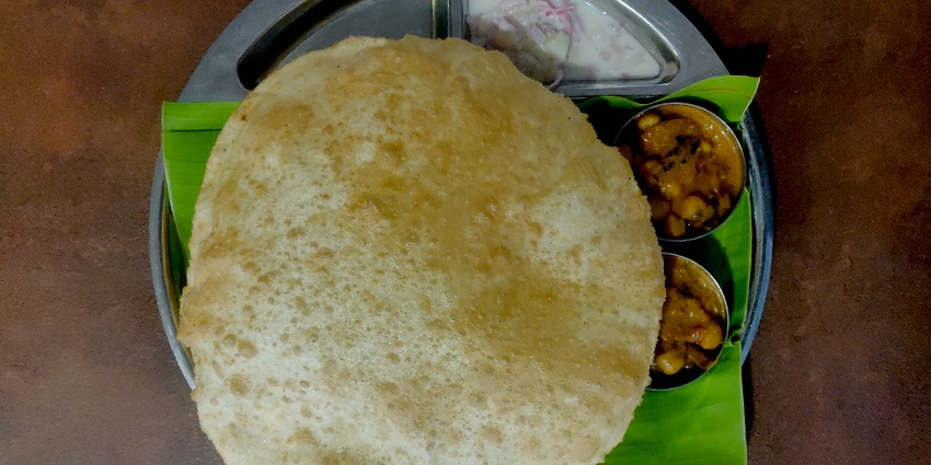 Relish the famous dishes on your vacation to beautiful Kerala and its hidden gems.