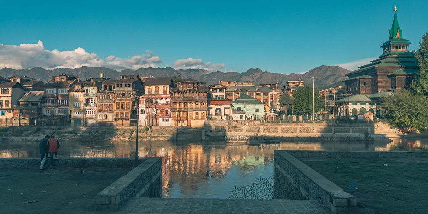 Old City in Srinagar is full of serene and alluring places to visit in Srinagar in winter