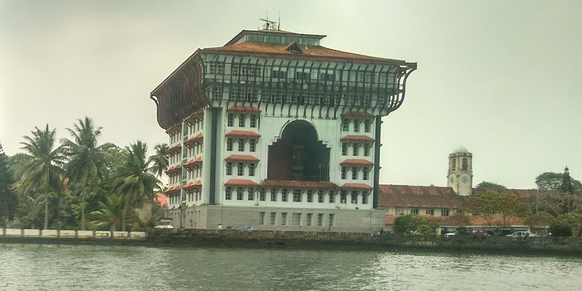 Visiting Willingdon Island for historic learning is one of the best things to do in Kochi.