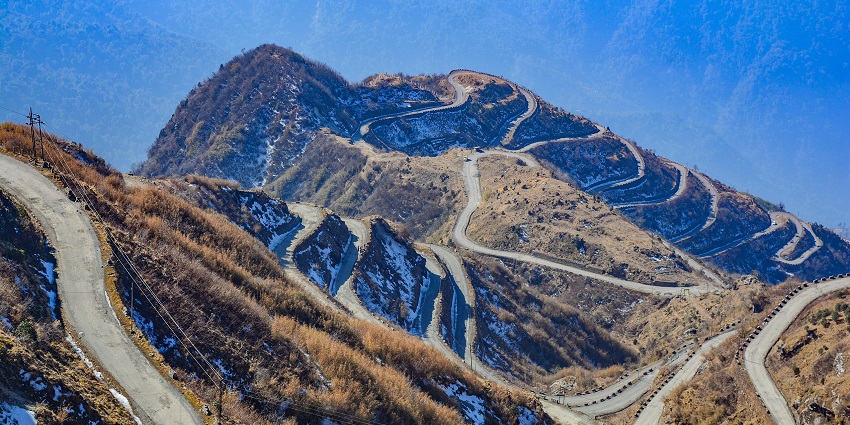 The Zigzag roads of Zuluk on the Old Silk Road, one of most the thrilling spots of Sikkim