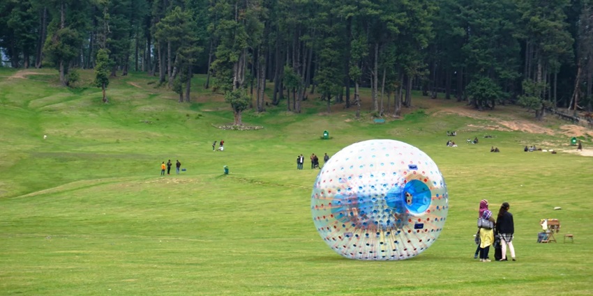 While exploring the top places in Kashmir to visit in March, try zorbing at Pahalgam