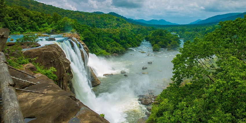Athirappily Waterfalls is one of the best Thrissur Waterfalls for every traveller.