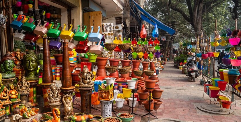 Saket is a bustling area filled with vibrant markets, malls, and tourist attractions