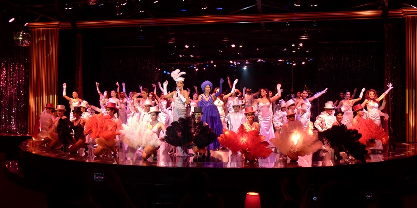 Tourists can witness colourful dances, acts and especially carabet shows at this club