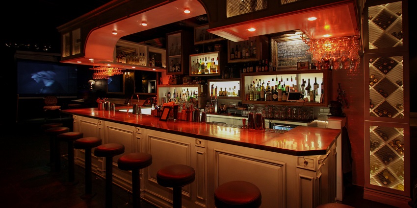 For a sophisticated night out experience, you can head to a cocktail lounge in the city.