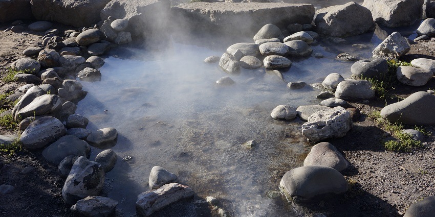 These baths are a must place to visit in Manali in June for a spiritual retreat amidst the hills