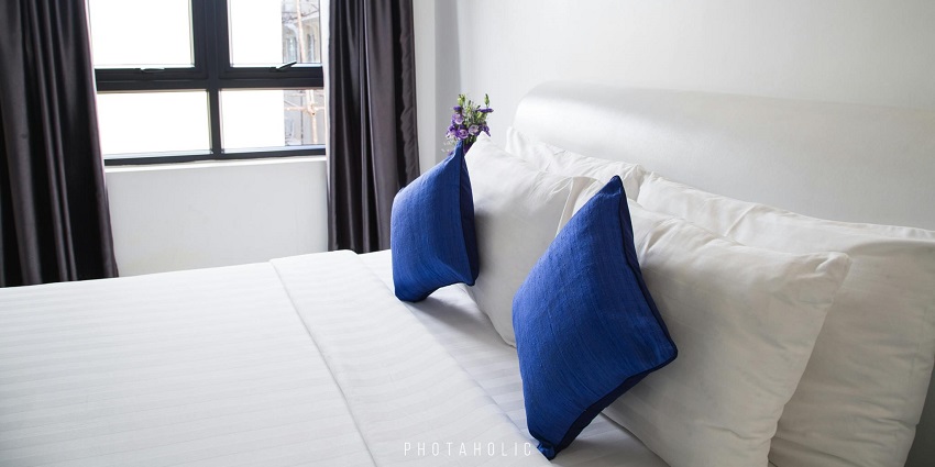 Booking a budget hotel accommodation near the water park in Pattaya is really easy.