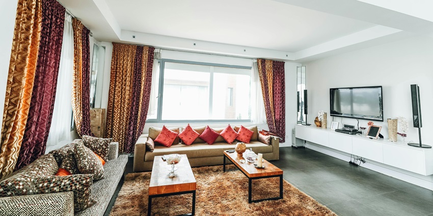 There are a plethora of accommodation options near Bangkok National Museum.