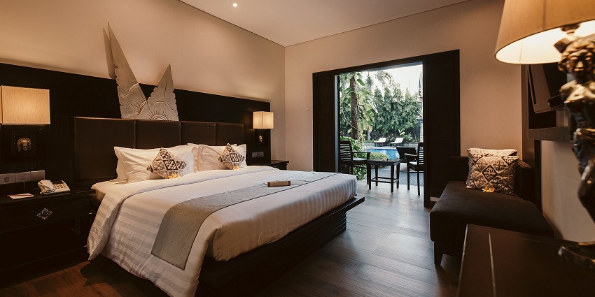 Stay at a comfortable hotel room when visiting the scenic Betaab Valley in J&K